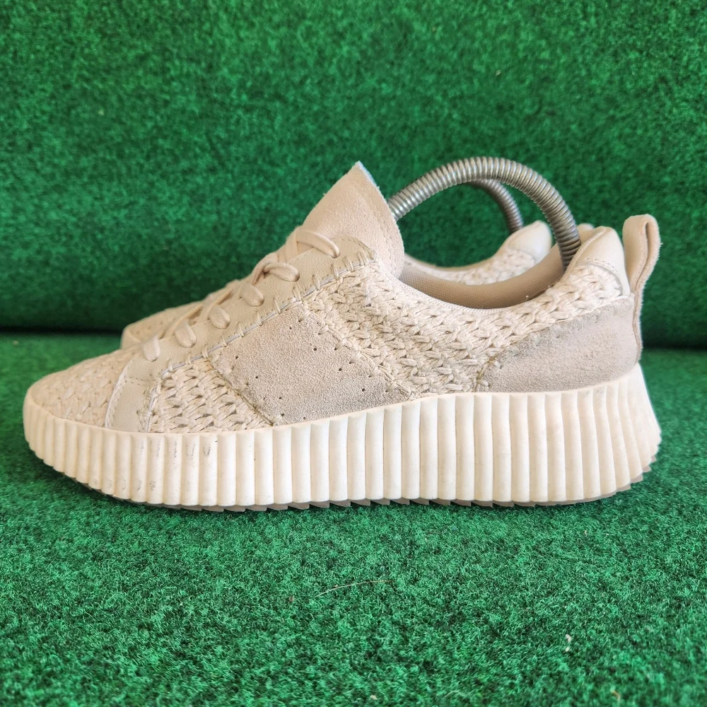 Dolce Vita Dolen Crochet & Leather Platform Sneakers Size 9 Ivory
